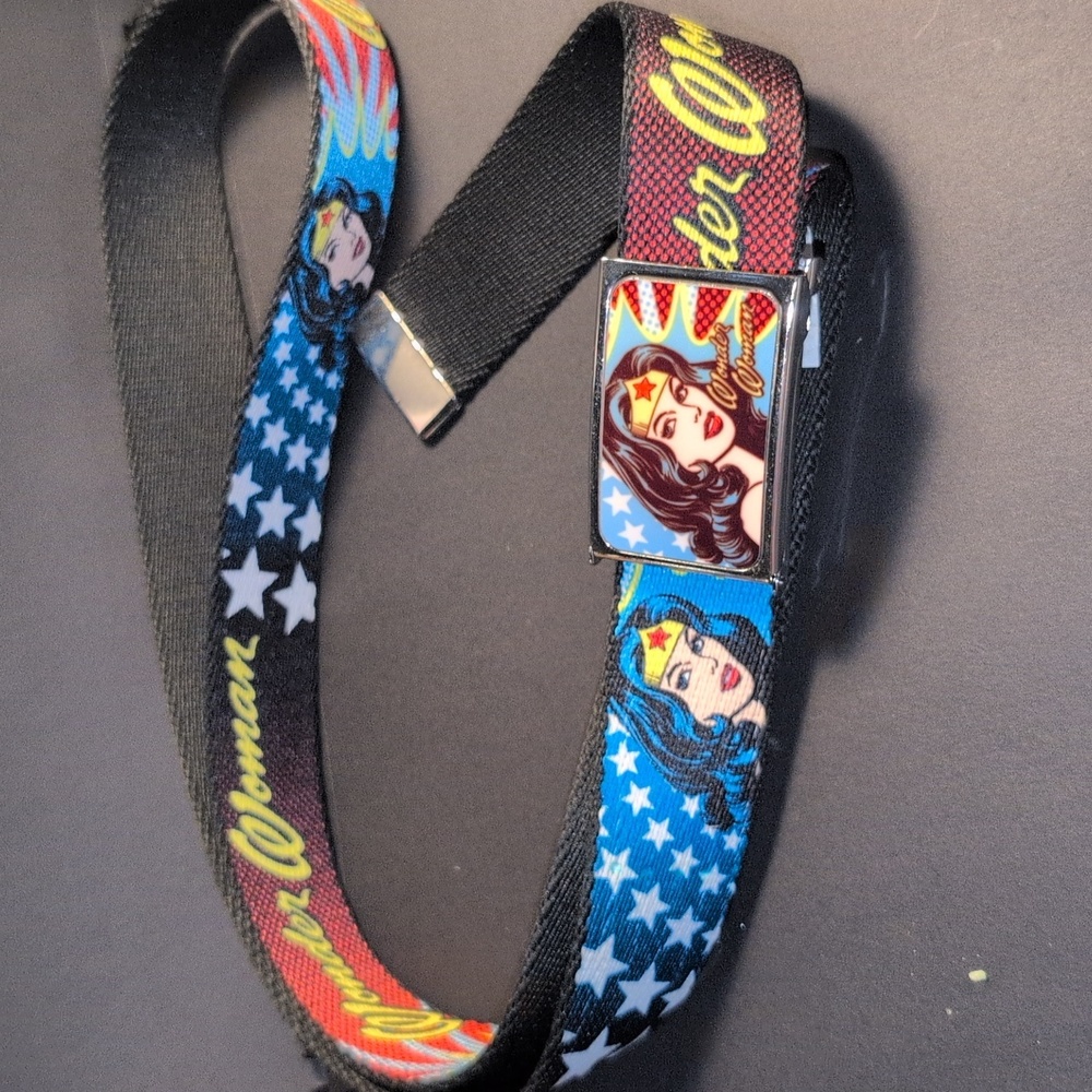 Awesome DC Comic Justice League Wonder Woman Belt And Belt Buckle.